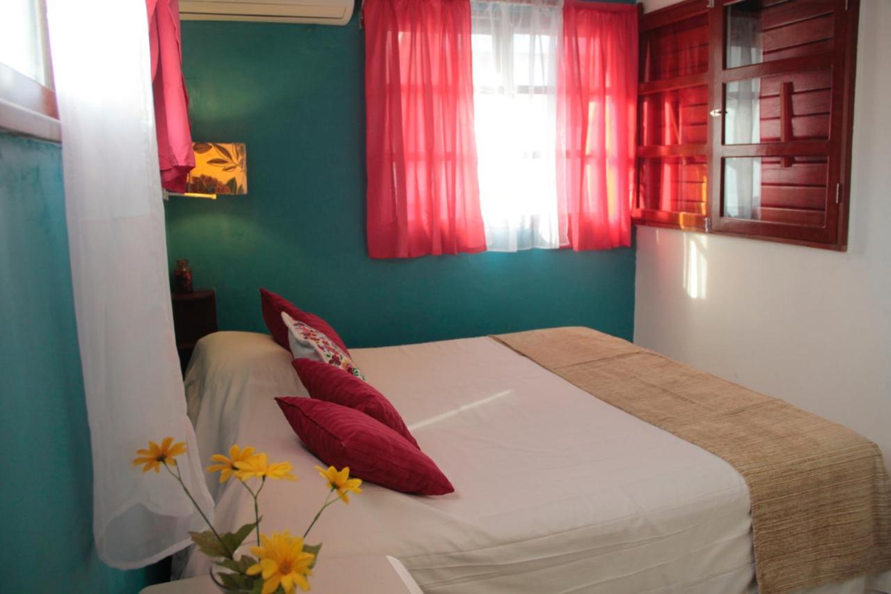 La Casa Naranja Hotell Isla Mujeres Exteriör bild