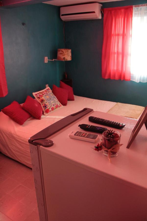 La Casa Naranja Hotell Isla Mujeres Exteriör bild