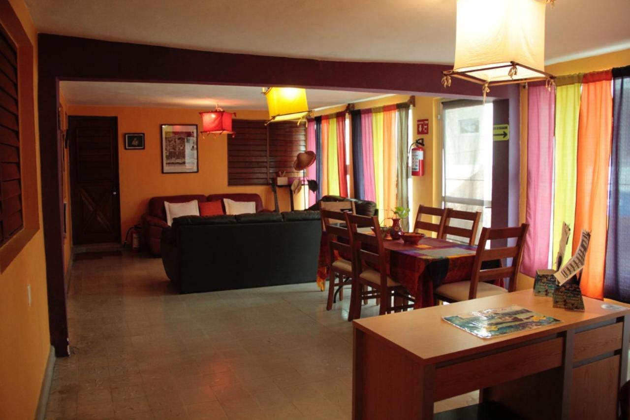 La Casa Naranja Hotell Isla Mujeres Exteriör bild