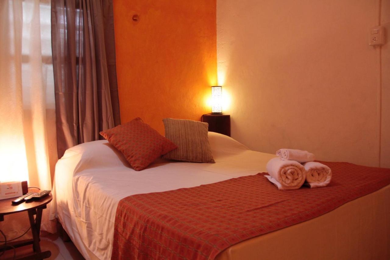 La Casa Naranja Hotell Isla Mujeres Exteriör bild